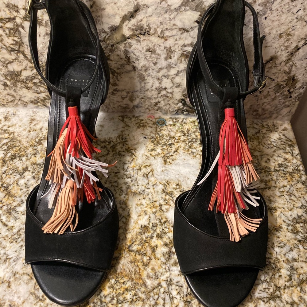 White House Black Market Gianna heel EUC 9.5